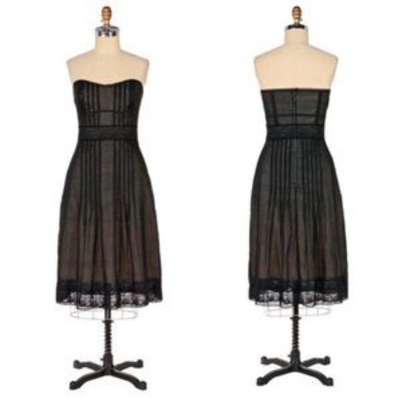 Anthropologie Dresses & Skirts - Anthropologie Odille Fine Lines Strapless Dress